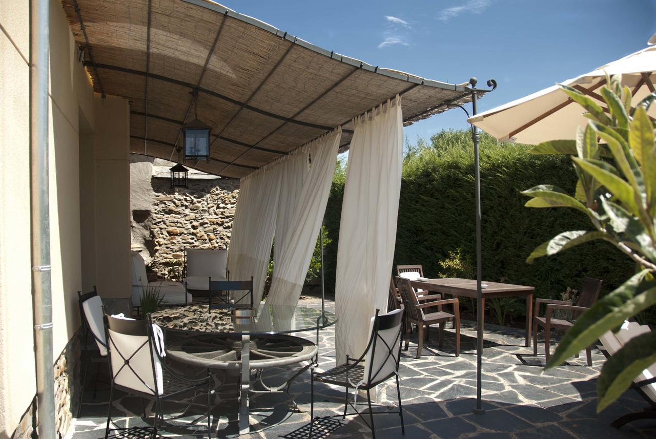 Hotel El Tiempo Recobrado Villamartin de la Abadia Exterior foto